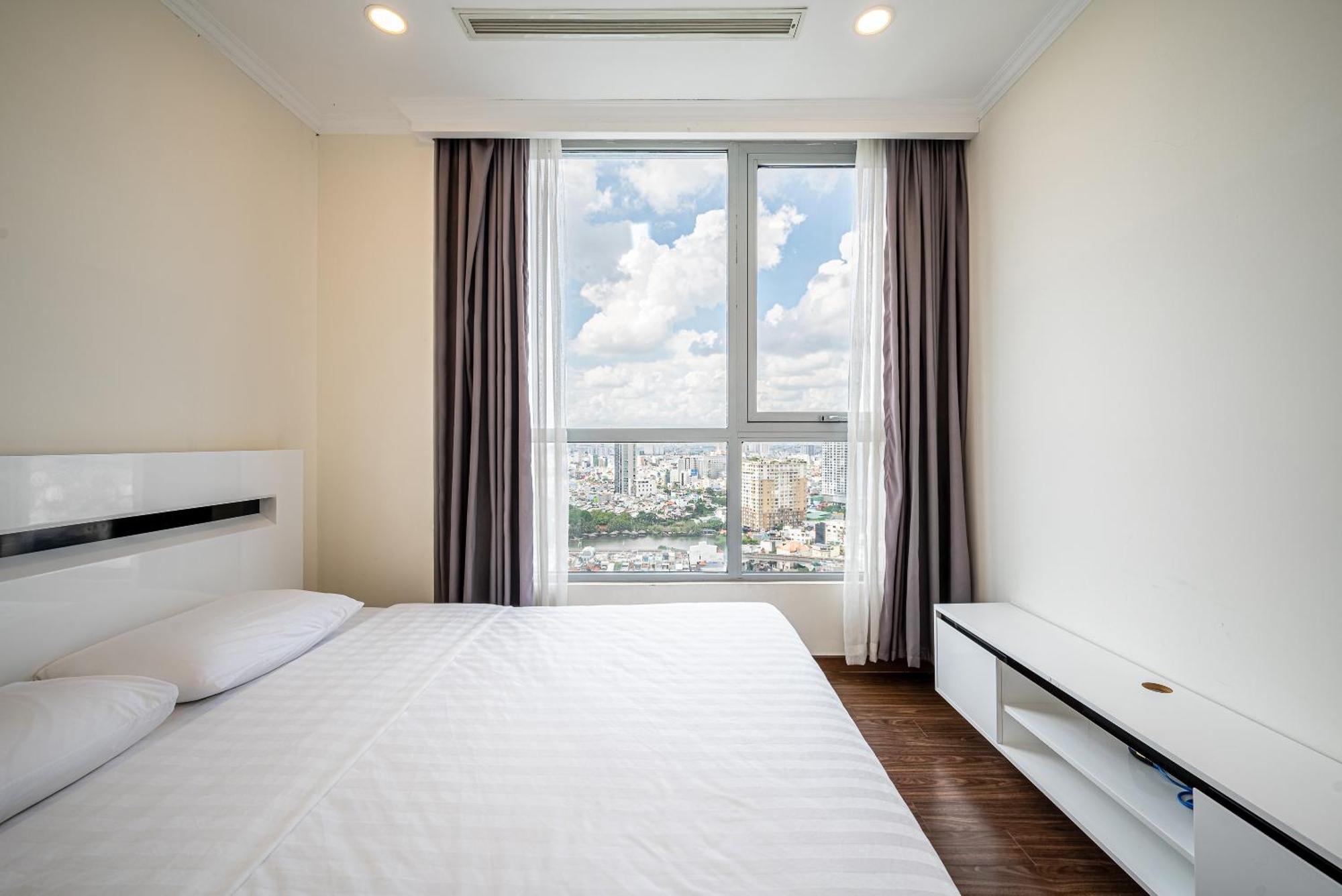 Aparthotel Landmark Plus Residences Luxury
