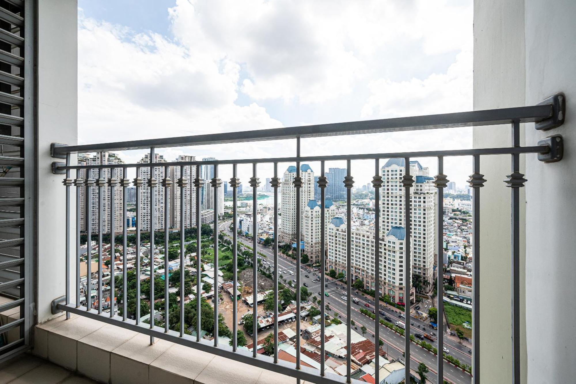 Landmark Plus Residences Luxury Aparthotel