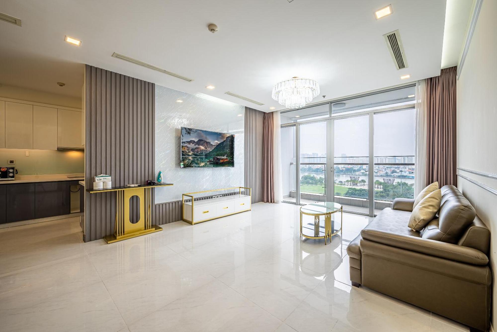 Aparthotel Landmark Plus Residences Luxury 4*